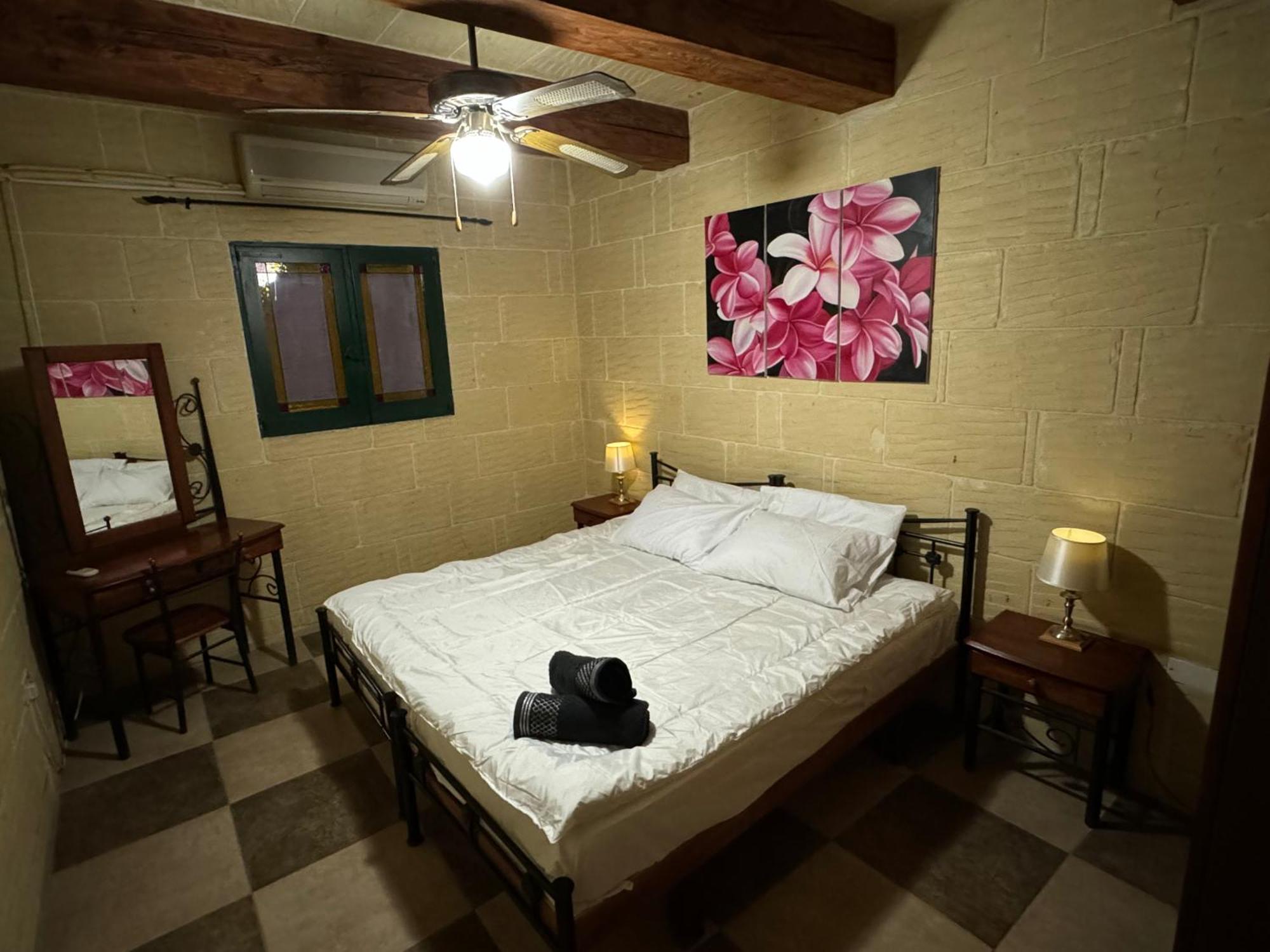 Tal-Bir Farmhouse Hotel Nadur Eksteriør billede