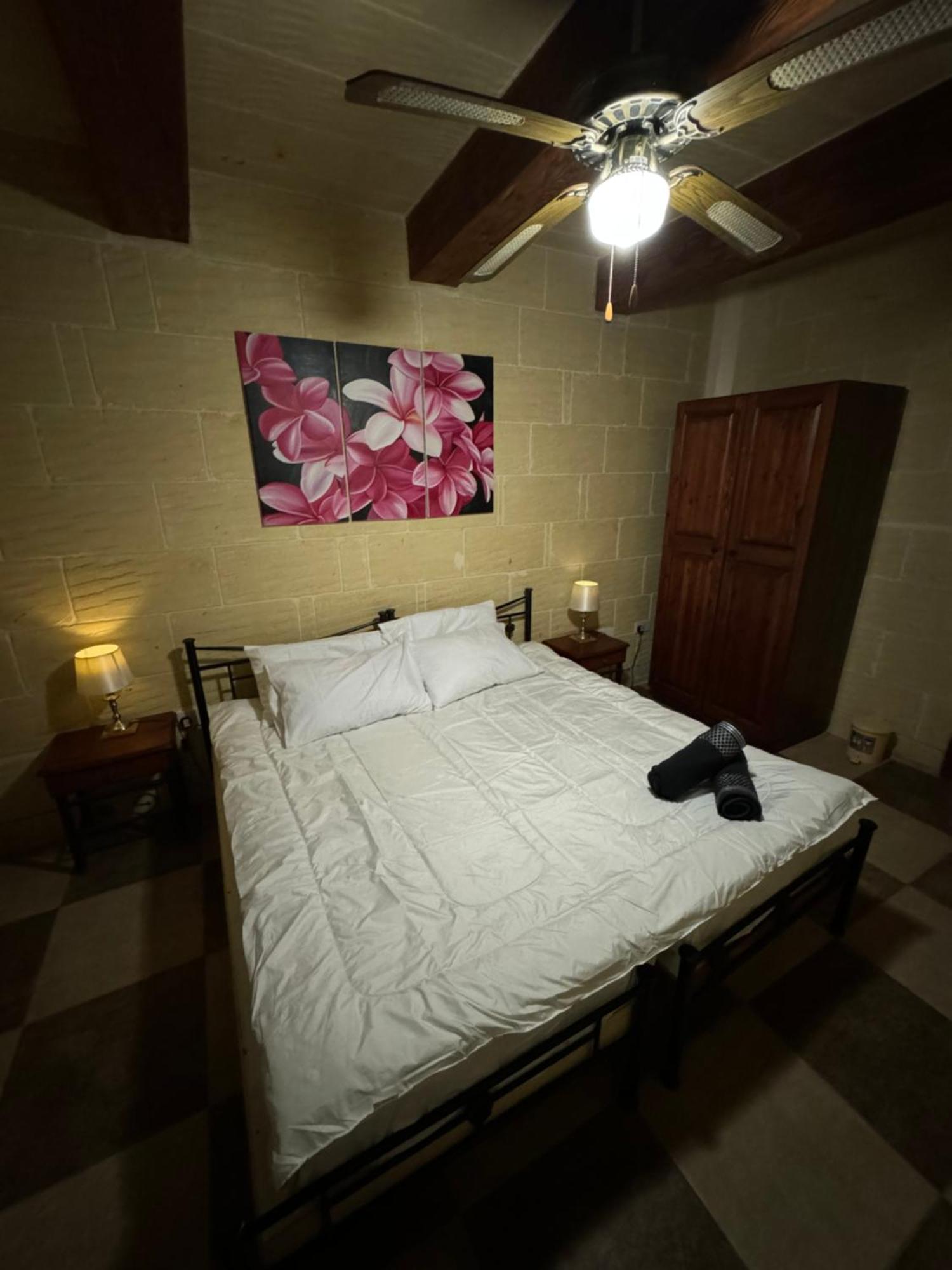 Tal-Bir Farmhouse Hotel Nadur Eksteriør billede
