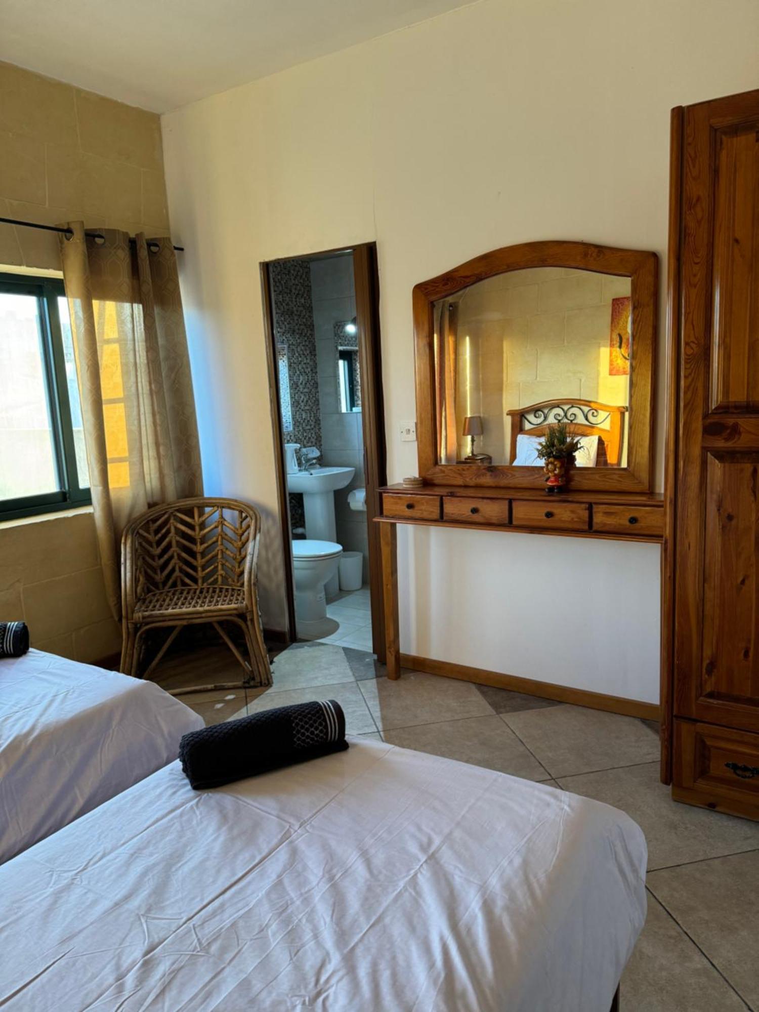 Tal-Bir Farmhouse Hotel Nadur Eksteriør billede
