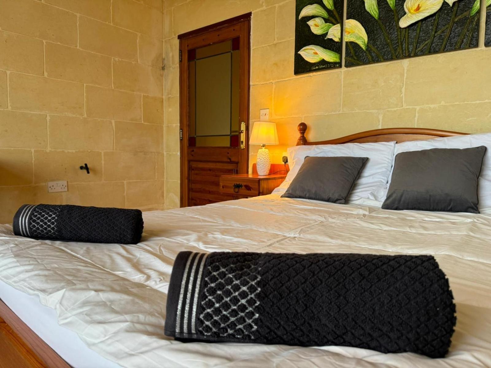 Tal-Bir Farmhouse Hotel Nadur Eksteriør billede