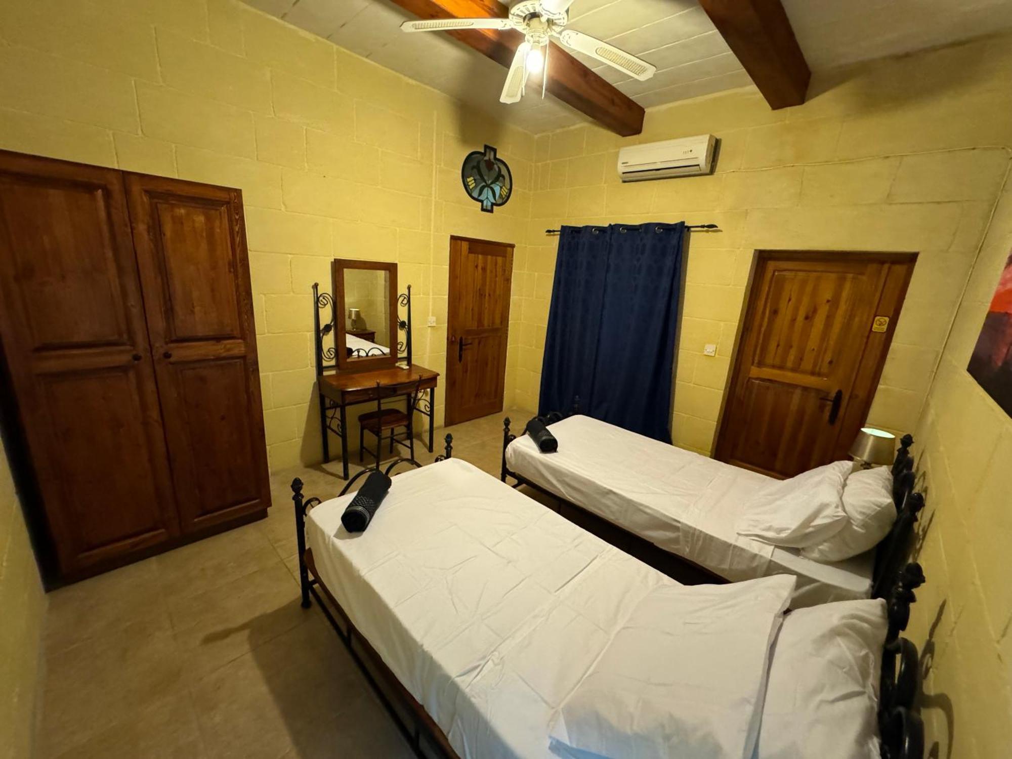 Tal-Bir Farmhouse Hotel Nadur Eksteriør billede